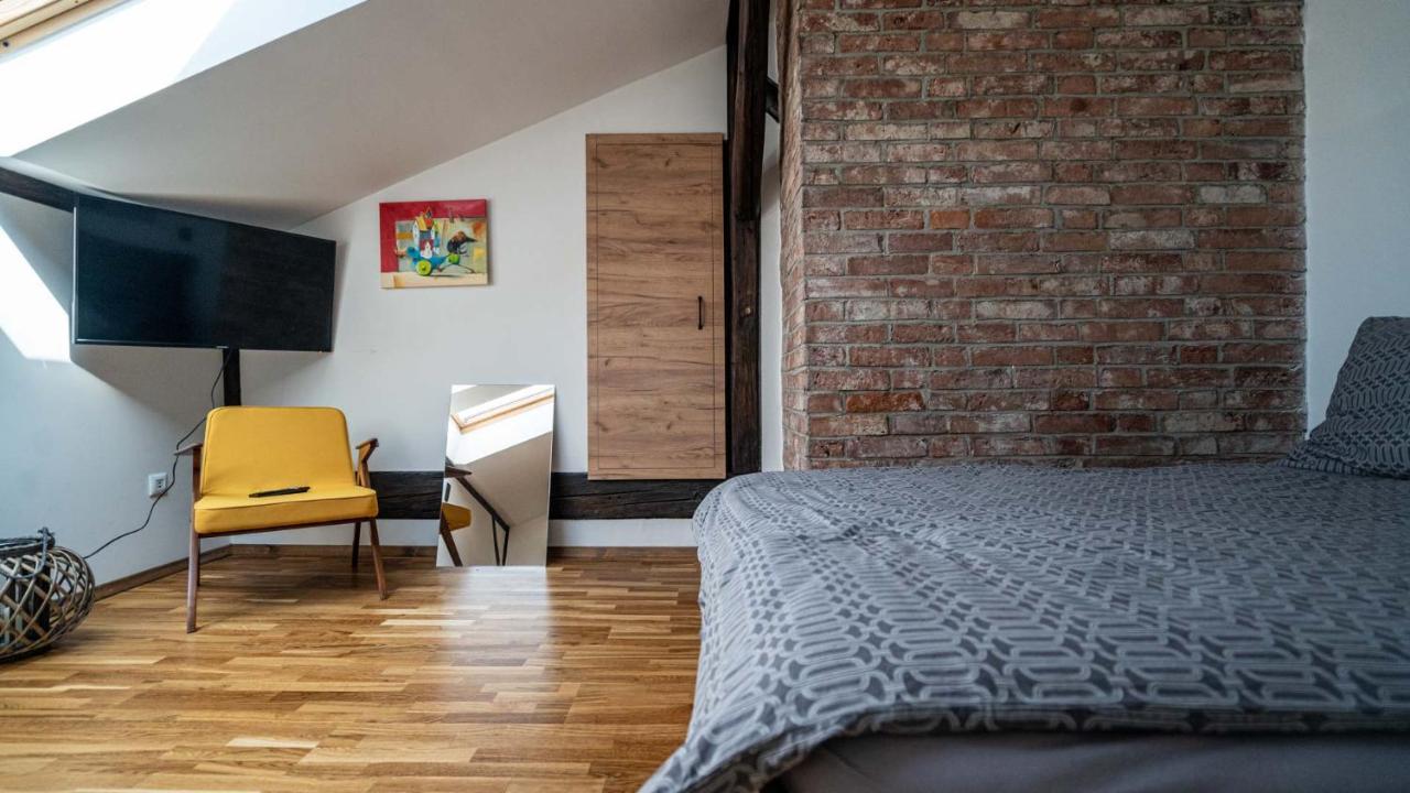 Apartament Rynek 22 Кросно Екстер'єр фото